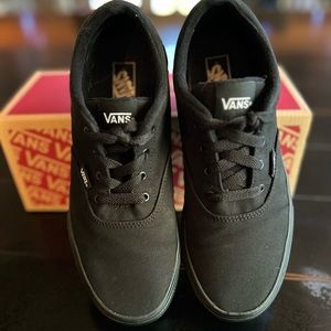 Like new!  VANS -black on black